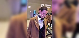 Реакция людей в аэропорту на высокую стюардессу