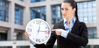 Проявление ложной заботы, или Почему не стоит ждать опоздавших (4 фото)