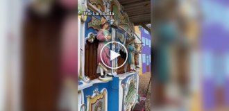 Mechanics and disco: a street organ played legendary hits