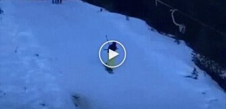 Человек-катастрофа на горнолыжном спуске