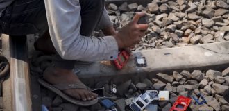 Dump for the educated - who rummages through India's electronic waste (8 photos)