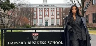 Kim Kardashian graduated from law school six years ago (4 photos + video)
