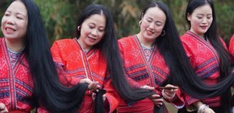 Chinese women who only get their hair cut twice in their lives and eat shampoo (6 photos)