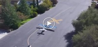 У Каліфорнії у кожного мешканця є літак