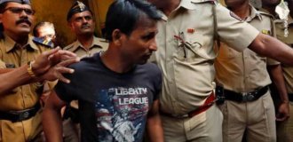 An Indian proved to the authorities that he was alive only by a crime (5 photos)