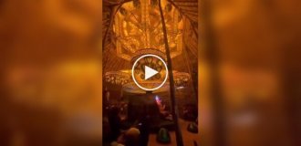 Впечатляющий 18-метровый фонарь Весак