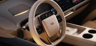Рассекречен интерьер первого электрокроссовера Li Auto (10 фото)