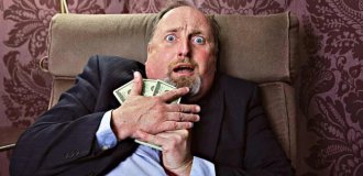 Fear of Poverty or Fear of Wealth: Two Strange Disorders That Prevent People from Living Normally with Money (8 photos)