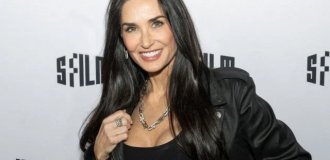 Деми Мур бахнула каре и появилась в новом образе на модном показе. (3 фото + видео)