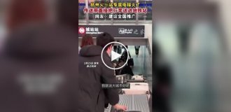 Полезная лента для багажа на вокзале в Китае