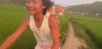 Навстречу приключениям (2 фото + 1 видео)