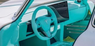 Tesla перелицованная в кузов легендарного Mercedes-Benz 300SL (4 фото)