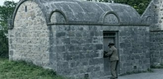 The Strange Story of the World’s Smallest Operating Prison (8 photos)