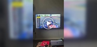 Звуки гоночного автомобиля