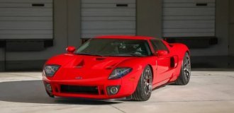 Paul Walker's Ford GT is up for auction (11 photos)