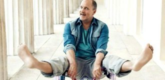 Woody Harrelson, the man of the hour: what is known about the life of a beloved figure (8 photos)