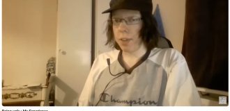 Как парень, считавший себя самым некрасивым во всём YouTube, нашёл любовь всей жизни (5 фото + 1 видео)