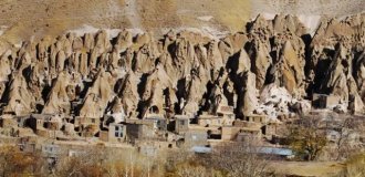 Кандован - город в скалах (7 фото + видео)