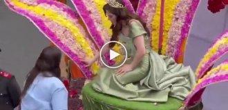 Мисс Вселенной стало плохо во время фестиваля в Эквадоре