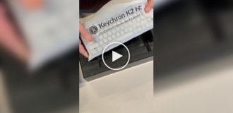 Клавиатура с корпусом из бетона