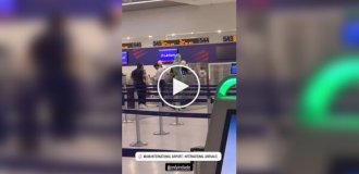 A man put on a show at the Miami airport