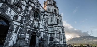 Зачем филиппинцам строить храмы из меда и яиц (5 фото)