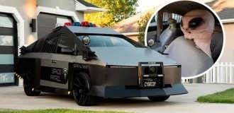 Toyota Prius превратили в копию Cybertruck в США (31 фото)