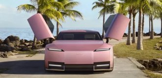 Jaguar уволил дизайнера, создавшего странный концепт Type 00 (3 фото)