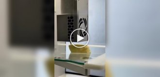 3D-принтер, который может печатать шоколадом