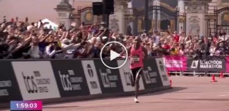 Кенийский бегун установил мировой рекорд