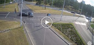 Video of an accident in which miraculously there were no injuries
