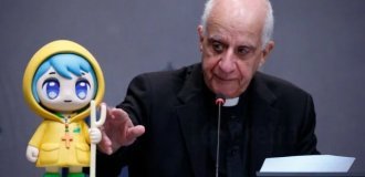 The Vatican Has an Official Anime Mascot (2 photos + video)