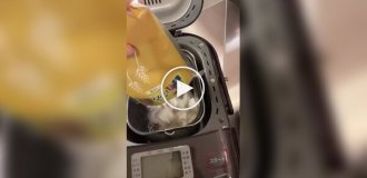 В японских отелях гостям дают возможность самим испечь себе хлеб