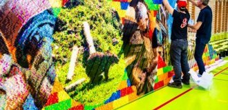 В Швейцарии собрали самую большую в мире фреску из конструктора Lego (3 фото + 1 видео)
