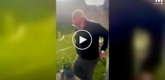 Мальчик устроил неожиданный «душ» дедушке