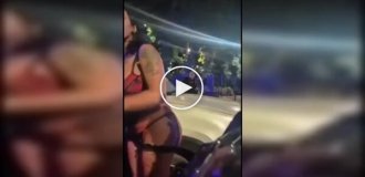 Дорожня перевірка документів закінчилася аварією та травами