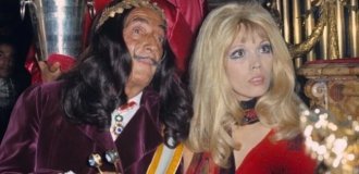 Stars Unmasked: Rare Shots by Paris Match Celebrity Photographer (33 photos)
