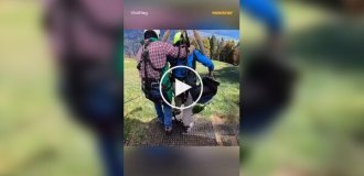 A tourist's first hang gliding flight turned into a fight for life