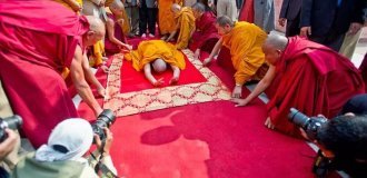 Tibetan method of cleaning karma, which only a few can master (12 photos)