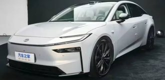 Toyota unveils an affordable electric sedan with a range of up to 700 km (4 photos)