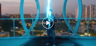 Фанат Зіркових війн створив світловий меч з висувним лезом