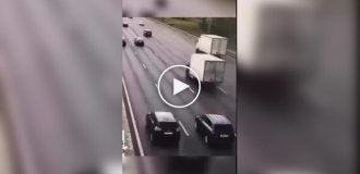 Why you shouldn't stop on the highway