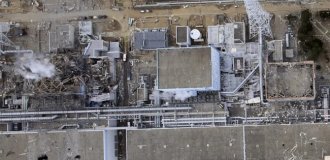АЭС Фукусима-1: Вид сверху (13 фото)