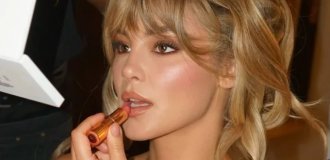 Новая версия «Спасателей Малибу» (10 фото)