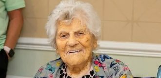 Британка, признанная старейшей из ныне живущих людей, отметила 116-й день рождения (4 фото)