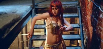 A Lost Squatter Paradise (18 Photos)