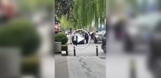 Житель Китая помог полицейским обезвредить преступника