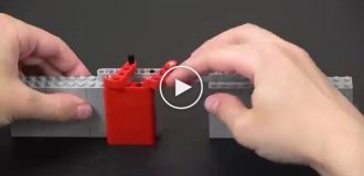 10 моторизированных дверей из Lego