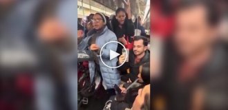 Пассажирка метро взбесила своих обидчиков и прославилась в интернете