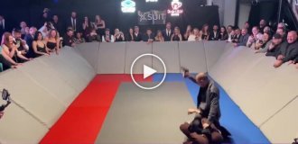 Как выглядит чемпионат по Джон Уикингу